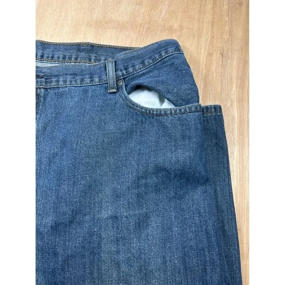 Levi's Mens Blue Denim Jeans Classic Fit Casual Everyday Wear Size 48x30 - Picture 3 of 11